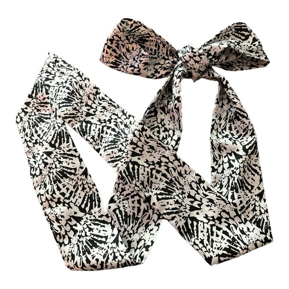 Long, thin  Twilly scarf, black and white print, headscarf or belt. Versatile - Picture 1 of 3